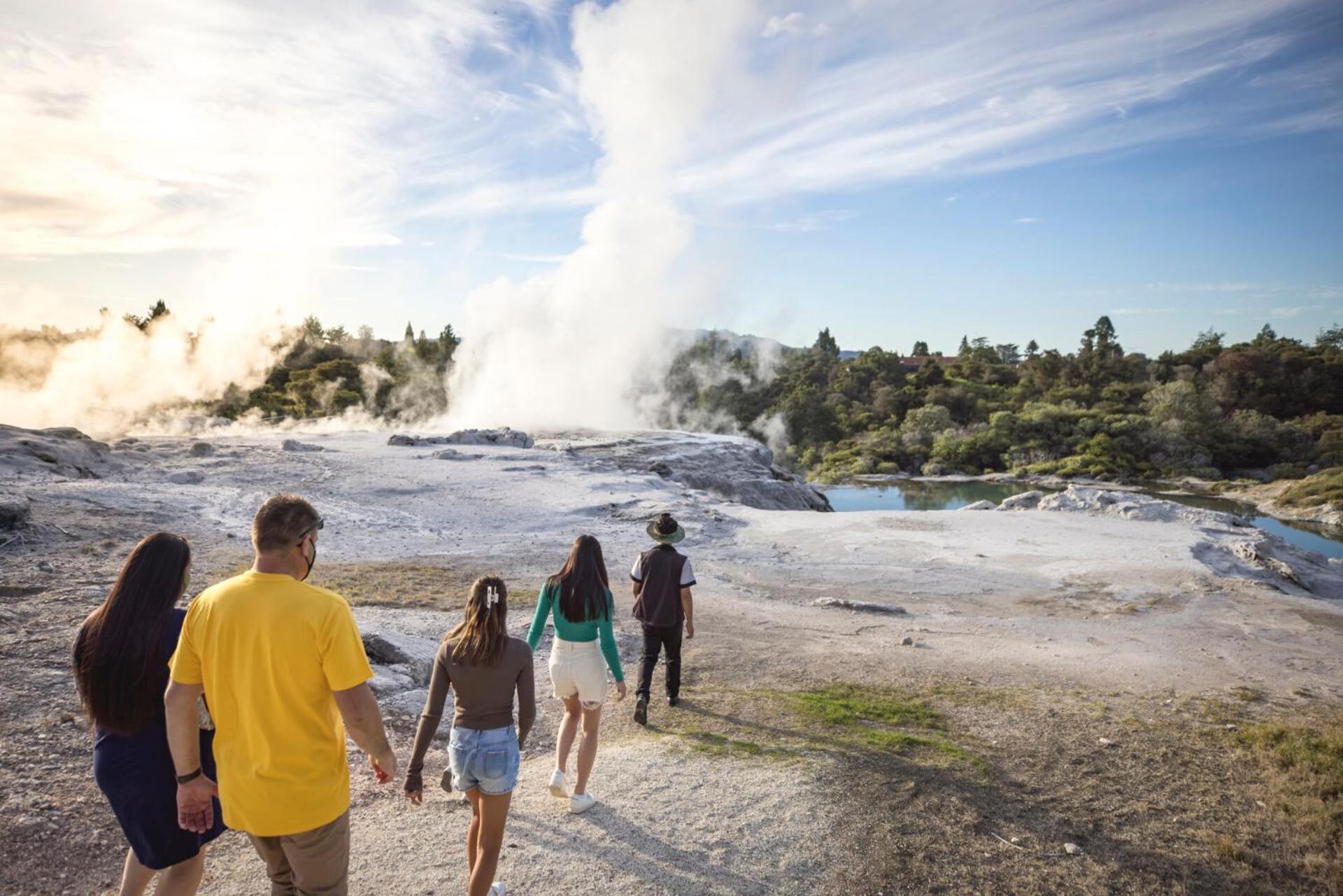 Tasman Holiday Parks - Роторуа Экстерьер фото